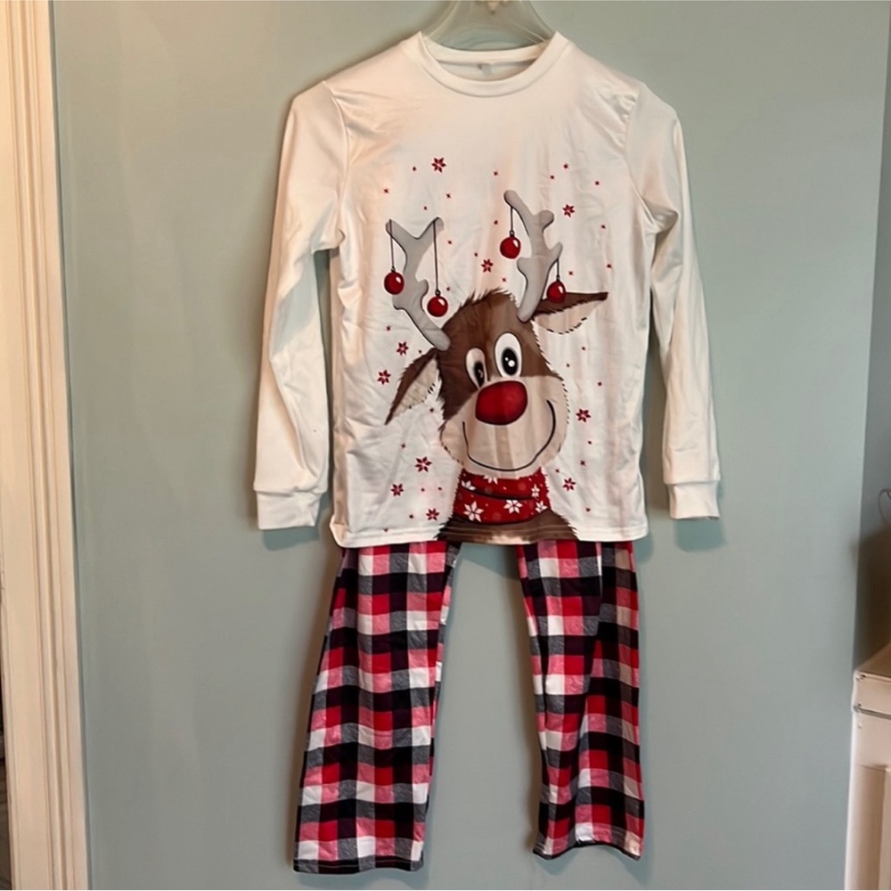 Girl’s Amazon Christmas PJ’s